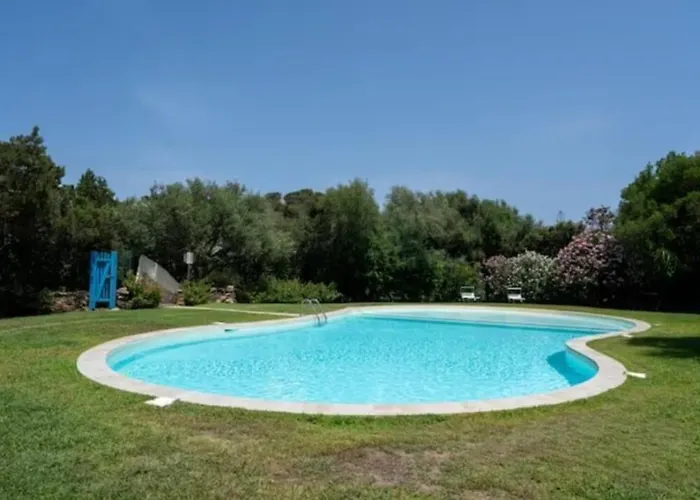Portorotondo-garden-free Parking * بورتو روتوندو
