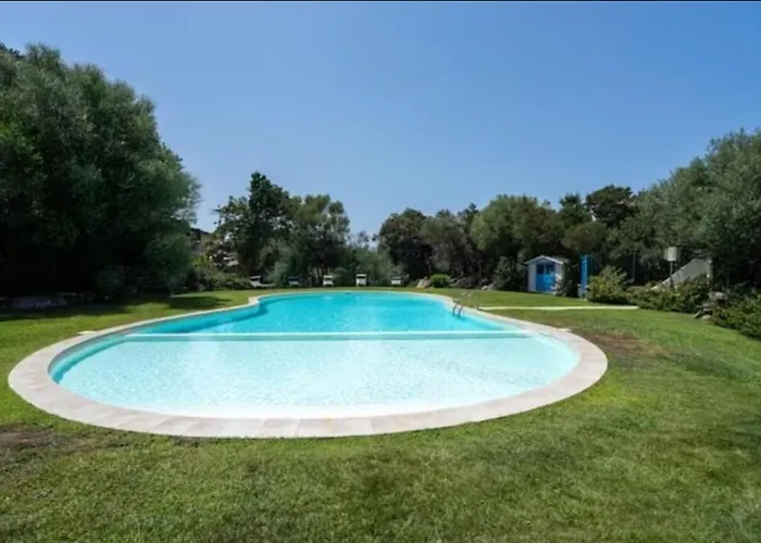 Portorotondo-garden-free Parking بورتو روتوندو